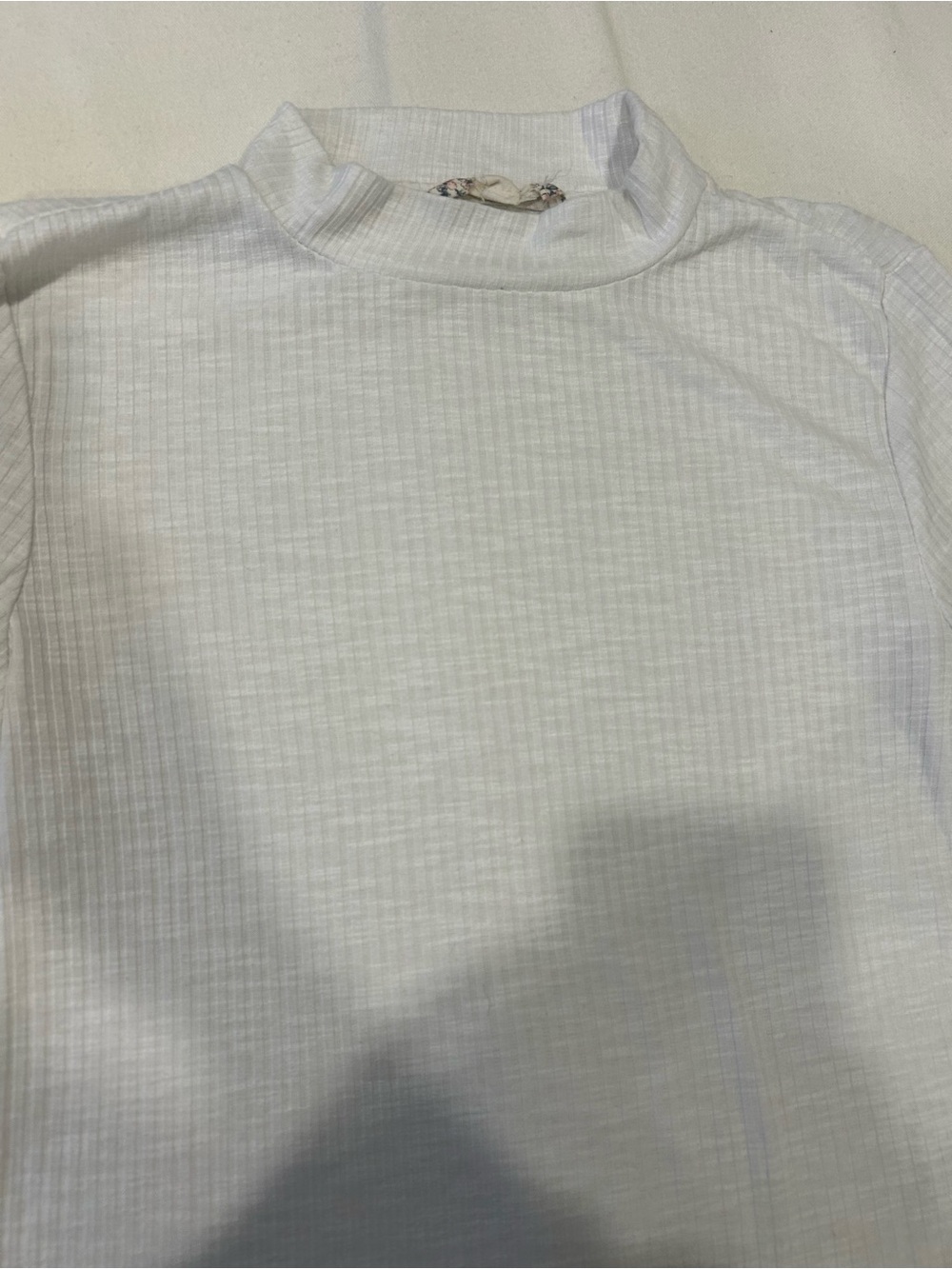Women’s 5 knit shirt bundle - Picture 11 of 11